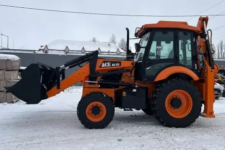 Комунальникам Донеччини відвантажено екскаватор-навантажувач ACE AX124