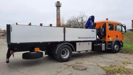 Техкомплект випустив спеціальний бортовий автомобіль для дорожнього сервісу