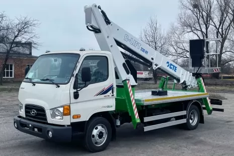 Виготовлено нову італійську автовишку на базі Hyundai HD78