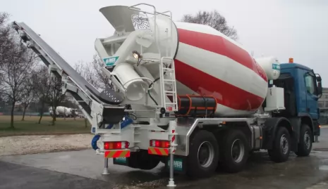 У продаж в Україні надійшли стрічкові конвеєри IMER L&T для бетону