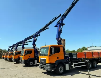 ГК АВТОСТРАДА - власник шести бортових платформ з КМУ PM 47.5 на базі MAN TGS 33.440