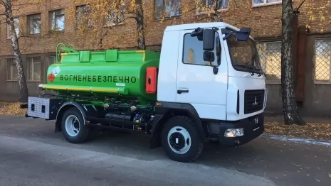 Аграрне підприємство придбало автопаливозаправник на базі МАЗ-4371