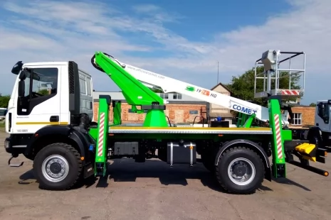 Для рівненських енергетиків виготовлено 18-метрову автовишку на повнопривідному шасі IVECO Eurocargo