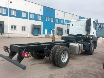 Готується до виготовлення та монтажу автопаливозаправник 11 м <sup loading=