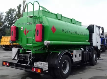 Техкомплект освоїв виробництво автопаливозаправників із цистернами понад 10 кубометрів