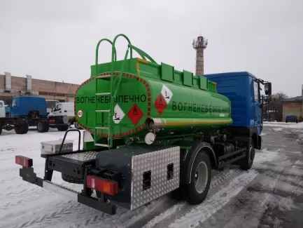 Для приватного постачальника дизпалива виготовлений 3-секційний паливозаправник АТЗ-5,5