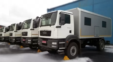 Партія житлових модулів на базі MAN вирушила до свого покупця