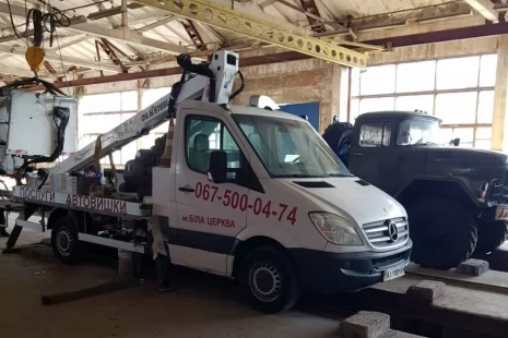 Успішно відремонтовано 18-метрову автовежу Oil & Steel